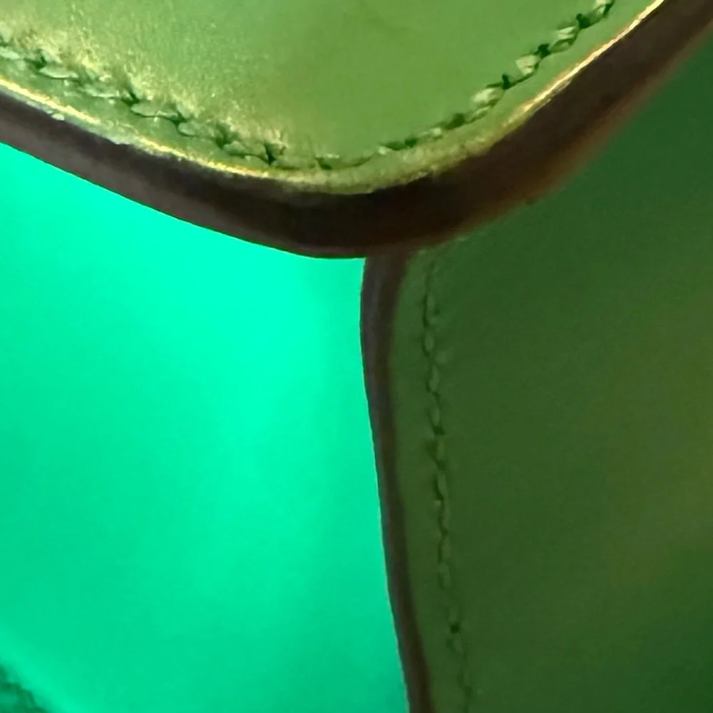 Gucci Sylvie Mini Bag with Gold Chain Accent - Picture 8 of 9